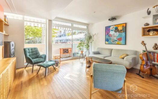 Appartement familial en parfait état avec balcon – centre ville