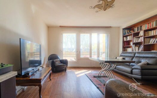 Bagnolet – vaste 2 pièces avec box et terrasse